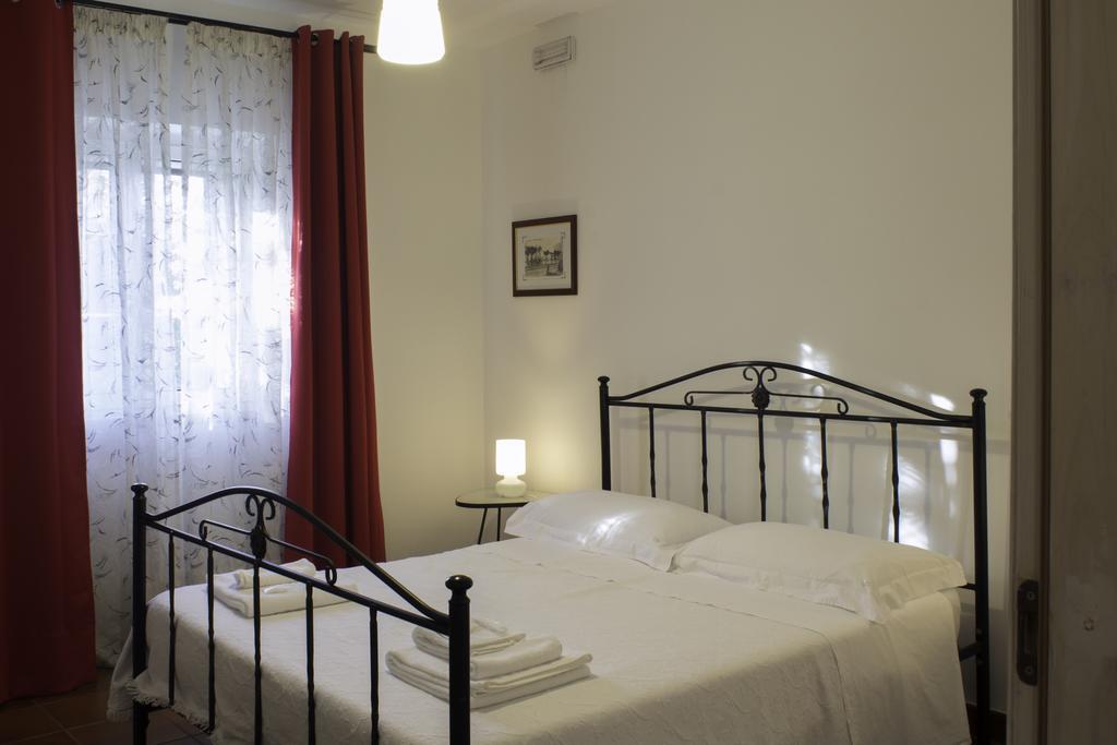 Villa Apollonia B&B モノーポリ 部屋 写真